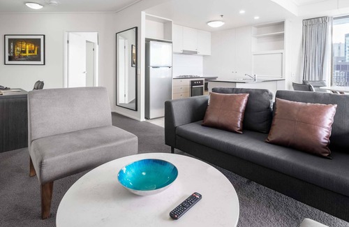 Brisbane Central Business District Apartment | Oaks Brisbane on Felix Suites