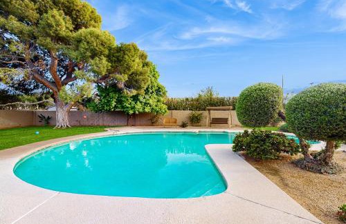 Paradise Valley Village House | Oasis at Cholla