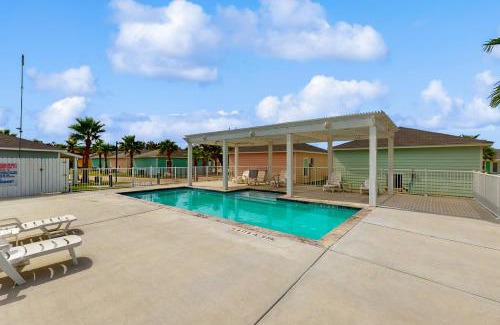 Fulton House | Oasis Dream #193