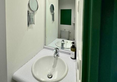 Lourdes Apartment | Oasis - Wifi, Clim, Vue, Équipé