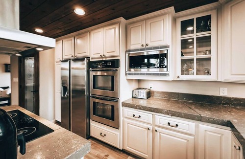 Temecula House | Oasis with A Pool/Spa, near Temecula Wine Countrynn
