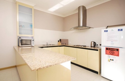 Jurien Bay Villa | Ocean Breeze - Free WiFi & Foxtel