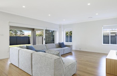 Umina Beach House | Ocean Breeze - Umina Beach