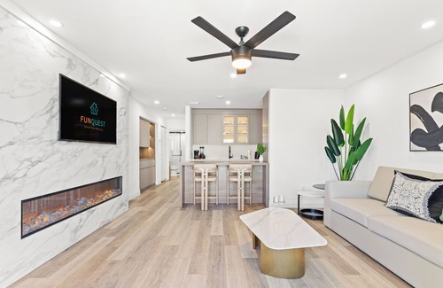 Bel Air Apartment | Ocean Breeze 1B | 1 Bed, 1 Bath