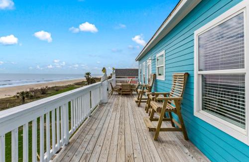 Port Bolivar House | Ocean Paradise 5BR Beach Escape Hot Tub Game Room and Firepit