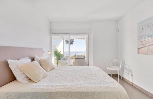 La Capellania Apartment | Ocean & pool view 3-bedroom apt.