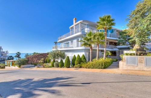 La Capellania Apartment | Ocean & pool view 3-bedroom apt.