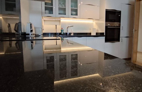 Gibraltar Apartment | Ocean SPA Suite 05-hosted by Sweetstay