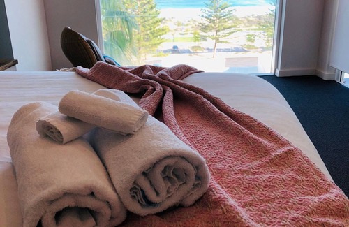 Scarborough Apartment | Ocean View - Breath taking Views