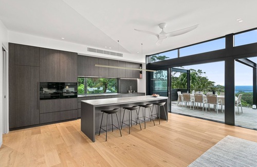 Stanwell Park House | Ocean View Escarpment Escape - Beach and Bush Holidays in Style