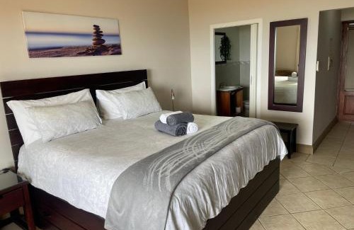 Port Edward Apartment | Ocean View Villas F16 Port Edward