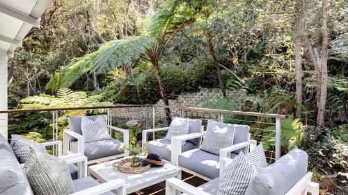 Killcare House | Ocean Views, Easy Walk To Beach and Bouddi National Park