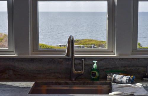 Truro House | Ocean Views Steps to Private Beach A C