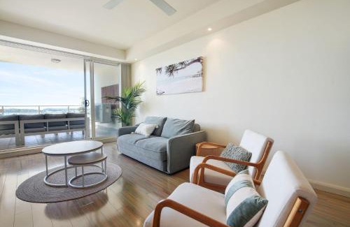 The Entrance Apartment | Ocean Views Unit 22 - The Entrance