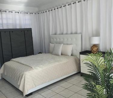 Isla Verde Apartment | OCEAN WHITE APARMENT beach