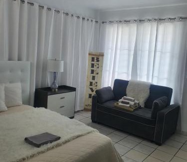 Isla Verde Apartment | OCEAN WHITE APARMENT beach