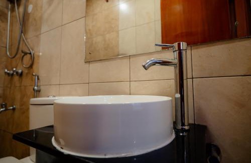 Nairobi West Hotel | Oceanblue Taeick Hotel