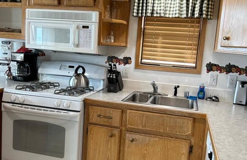 Smith River Apartment | Oceanfront Cabin 3 w Jacuzzi Impressive Views