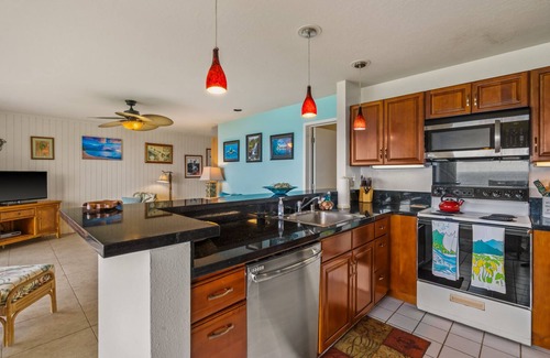 Princeville Condo | Oceanfront Condo in Paradise with Bali Hai Views, Beach Access, & Bedroom A/C