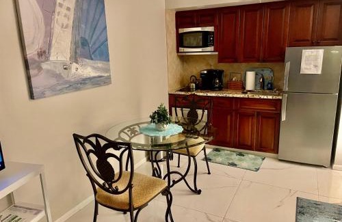 Marco Island Apartment | Oceanfront Condo on the Beach