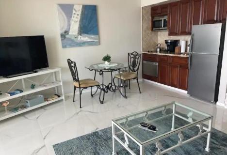 Marco Island Apartment | Oceanfront Condo on the Beach