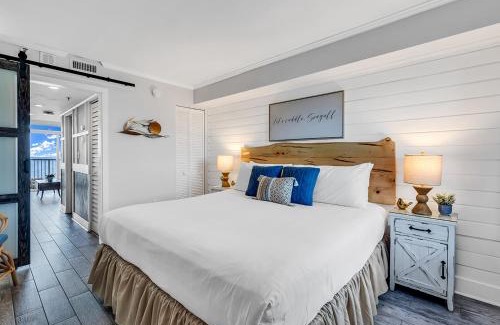 Arcadian Shores Apartment | Oceanfront Heated Indoor Pool Hot Tub King Bed