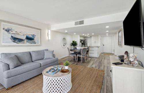 Amelia City Condo | Oceanfront | Private Balcony | 3rd Floor Amelia Surf and Racquet Condo