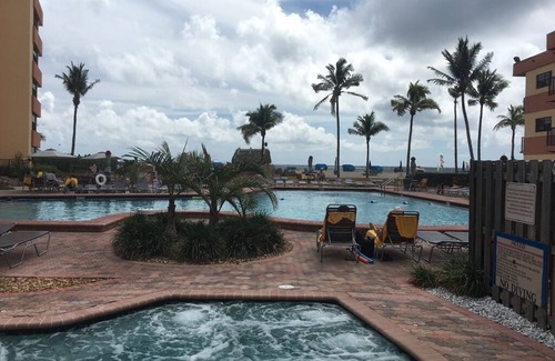 Pompano Beach Resort | Oceanfront Studio! Step from your door to the beach! Your own private entrance!