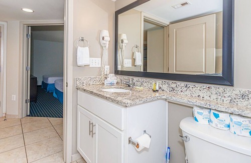 Downtown Myrtle Beach Apartment | Oceans One 1806