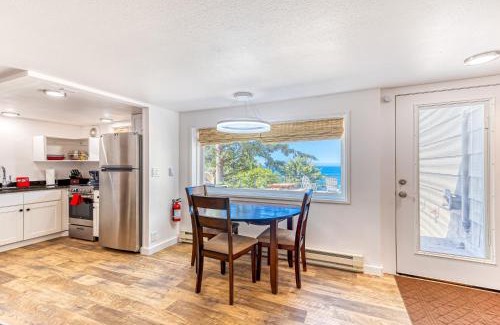 Oceanside Apartment | Oceanside Skies - Apt. 1