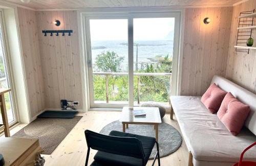 Sørvagen House | Oceanview Mini-House - Stunning Views
