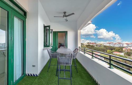 Mameyes II Apartment | Oceanview Penthouse 4BR with Golf View