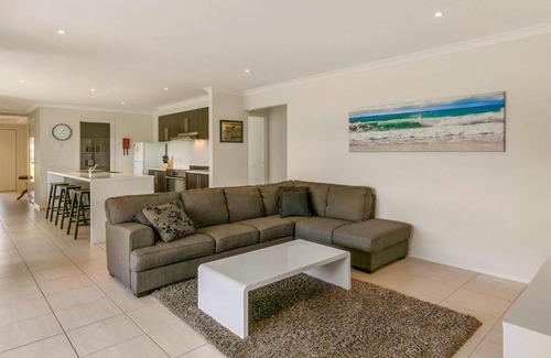 Cowes House | Ohana on the Island
