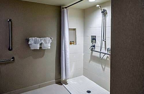 Athens Hotel | Ohio University Inn and Conference Center