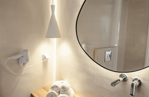 Oia Bed & Breakfast | Oia Memories Suites