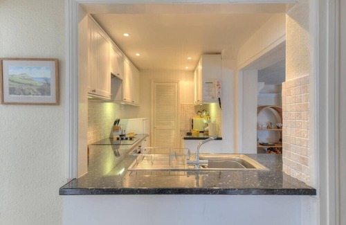 Lyme Regis Apartment | Okanagan