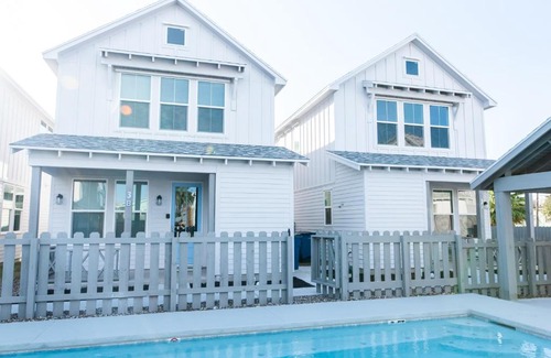 Old Town Apartment | OL3B- Mercer Villa