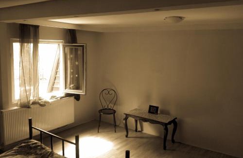 Bucharest City-Centre House | Old Centrum Bucharest