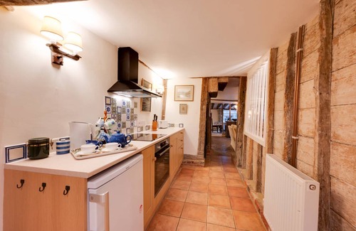 Sissinghurst Cottage | Old Cobblers Cottage at Kings Head House