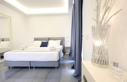 Riaci Hotel | OldWell Hotel