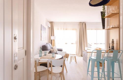 Nikki Beach Apartment | OleHolidays Romana Playa 223 Primera línea playa