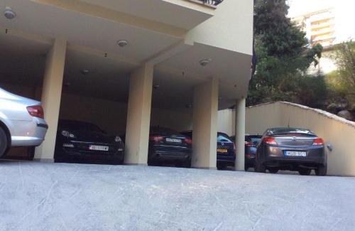 Rafajlovici Apartment | Olive Terrace Apartments 3