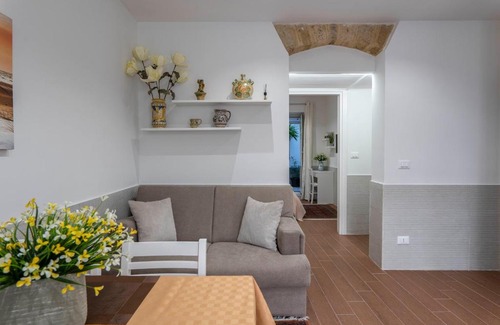 Palermo House | OLIVUZZA TOWER