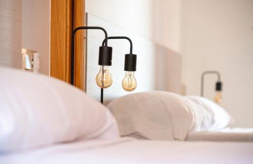 Olmedo House | Olmedo Hostal Plaza