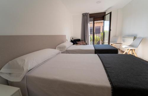 Olmedo House | Olmedo Hostal Plaza