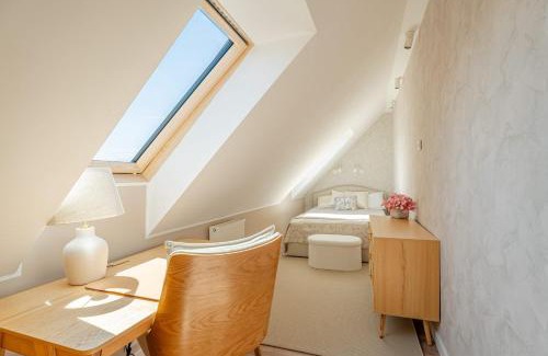Orunia-St. Wojciech-Lipka Apartment | Olympic Two-Level Loft Apartment
