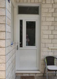 Omis Apartment | Omis apartment - near beach and town center, ground floor with small garden
