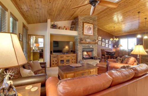 Show Low House | On-Site Trails and Deck Show Low Cabin!