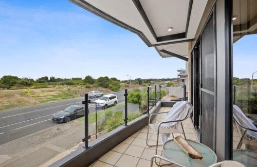 Torquay Apartment | On The Esplanade - Ocean Front Apartment