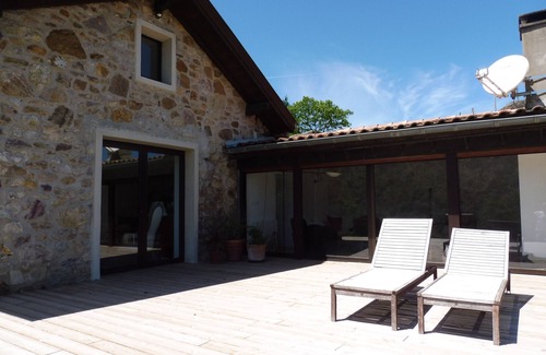 Itxassou House | On the ridges of Mondarrain mountain